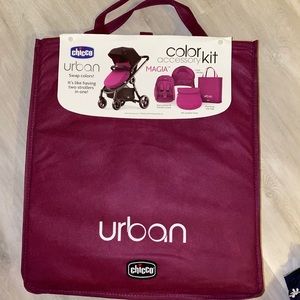 Brandnew never used or open
Chicco Stroller Color Accessories Kit